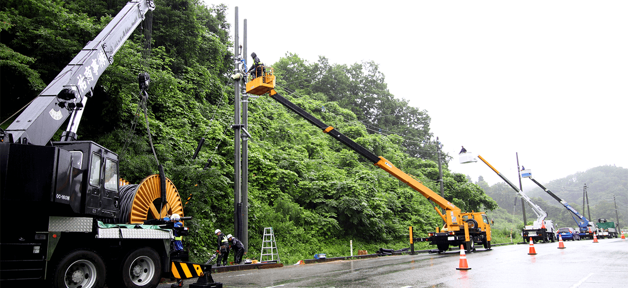 15km先の変電所へ太陽光エネルギーを届けるために。
